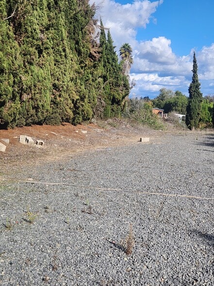 More Photos Of 1252 Navel Pl, Vista Land For Lease