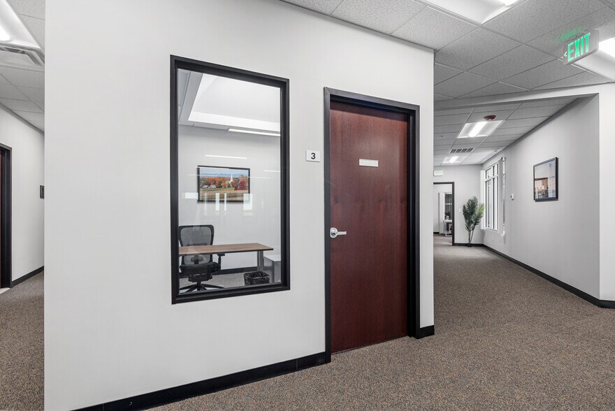 More Photos Of 500 Cummings Ctr, Beverly Office For Lease