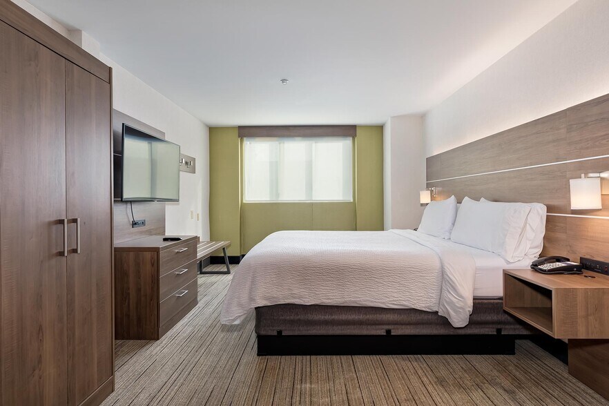 More Photos Of 611 S Westlake Ave, Los Angeles Hotel For Sale