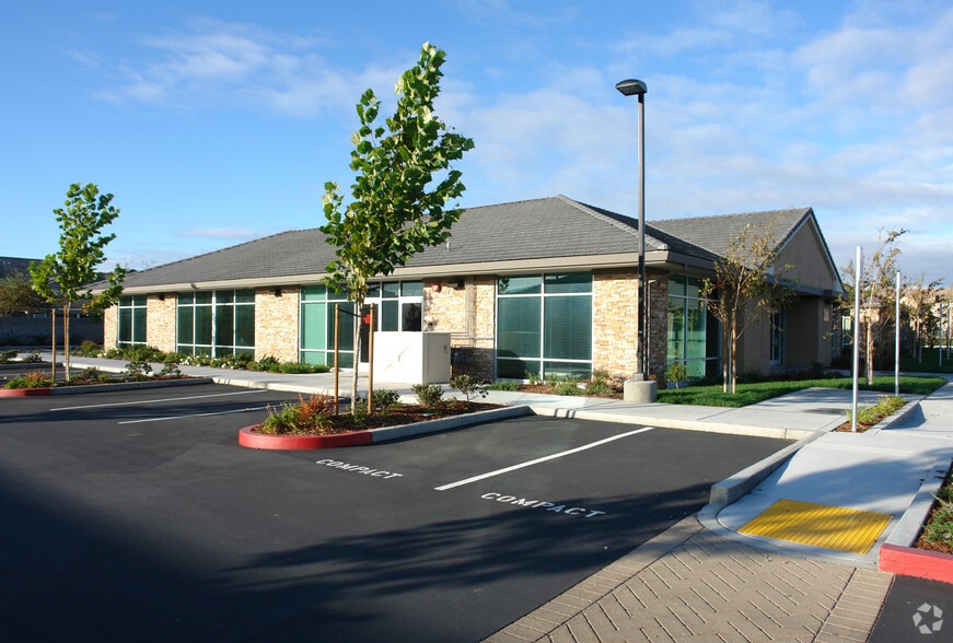 Primary Photo Of 1972 Del Paso Rd, Sacramento Medical For Sale