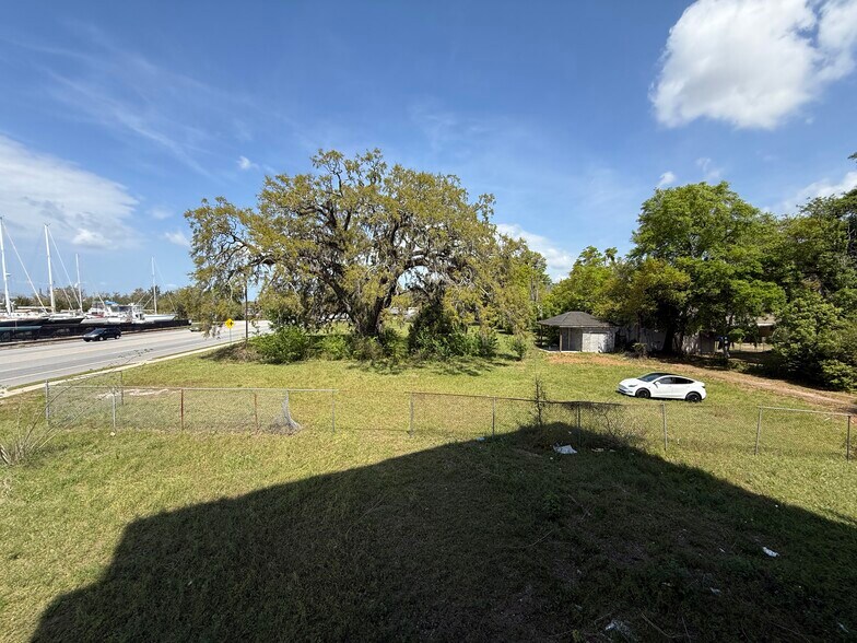 More Photos Of 2508 Newcastle St, Brunswick Apartments For Sale