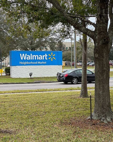 More Photos Of 222 Neighborhood Market Rd, Orlando Freestanding For Sale