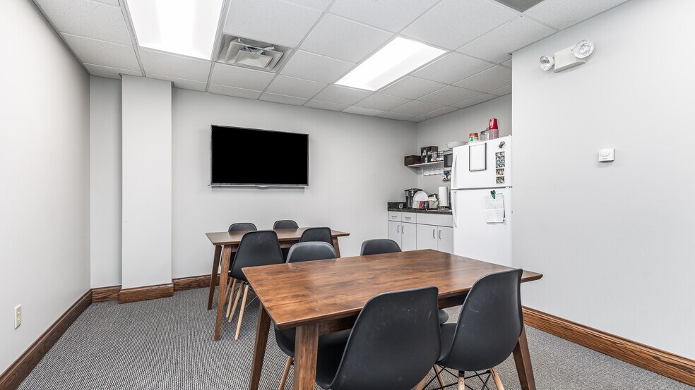 More Photos Of 11470 Industrial Dr, Galena Warehouse For Sale