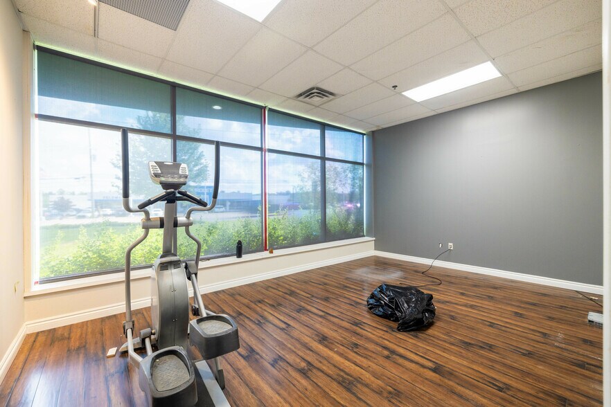 More Photos Of 42350 Grand River Ave, Novi Office For Sale
