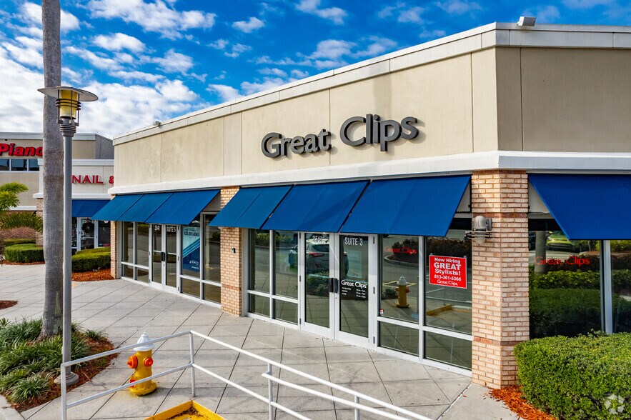 More Photos Of 26583-27001 Us Highway 19 N, Clearwater Unknown For Lease