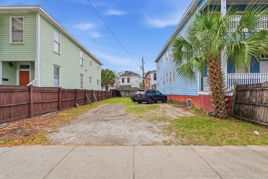 More Photos Of 309 W 41st St, Savannah Multifamily For Sale