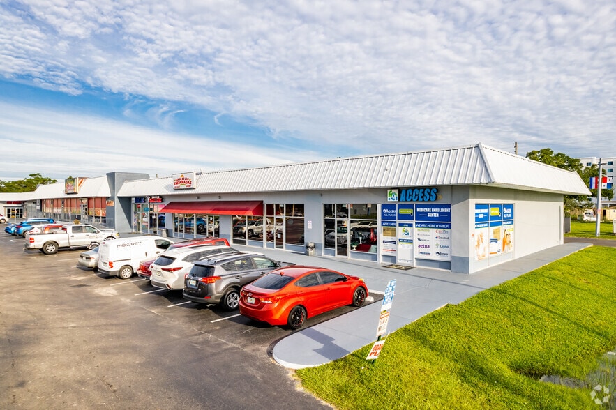 More Photos Of 1701 W Oak Ridge Rd, Orlando Storefront For Sale