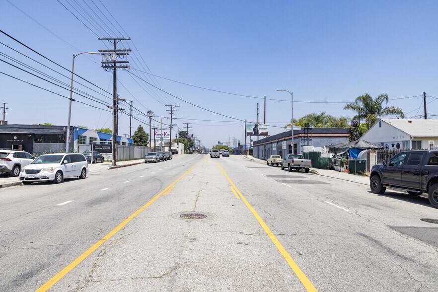 More Photos Of 5331 Cahuenga Blvd, North Hollywood Apartments For Sale