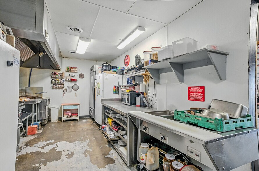 More Photos Of 1300 N Main St, Auxvasse Restaurant For Sale