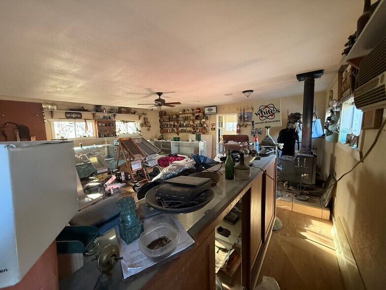 More Photos Of 3925 Lake Isabella Blvd, Bodfish General Retail For Sale