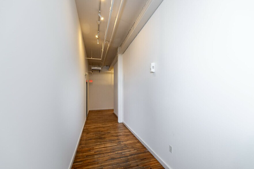 More Photos Of , Memphis Multifamily For Sale