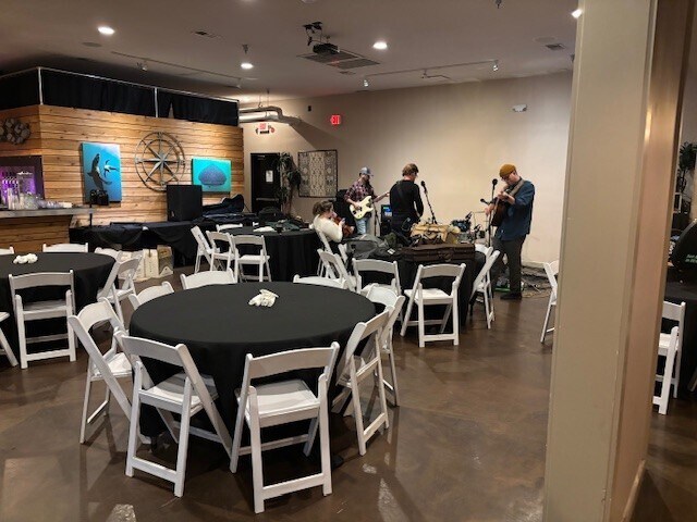 More Photos Of 1610 Pavilion Pl, Wilmington Restaurant For Lease