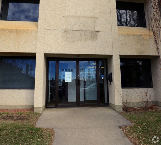 More Photos Of 9930 78th Ave NW, Edmonton Warehouse For Lease