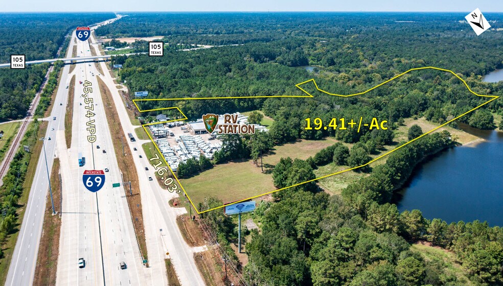 Primary Photo Of 752 & 870 Hwy 59, Cleveland General Retail For Sale