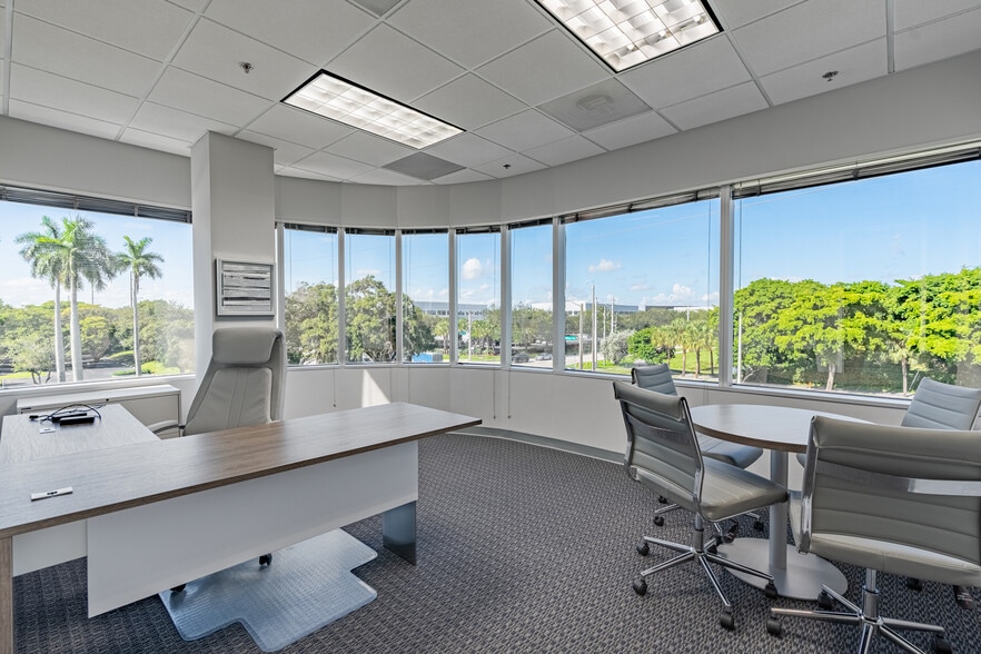 More Photos Of 2500 N Military Trl, Boca Raton Office For Lease
