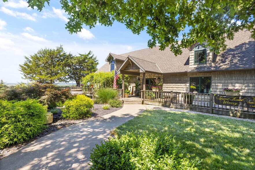 More Photos Of 2211 E 640th Pl, Ursa Winery Vineyard For Sale