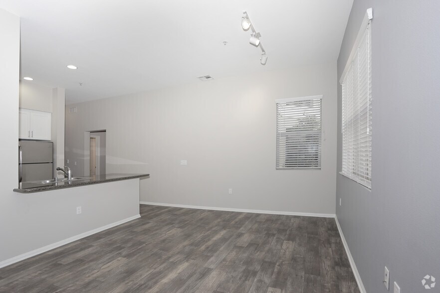 More Photos Of 700 S Myrtle Ave, Monrovia Apartments For Lease