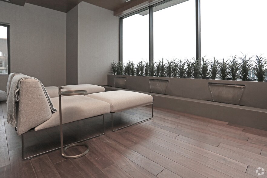 More Photos Of 365 Nicollet Mall, Minneapolis Apartments For Sale