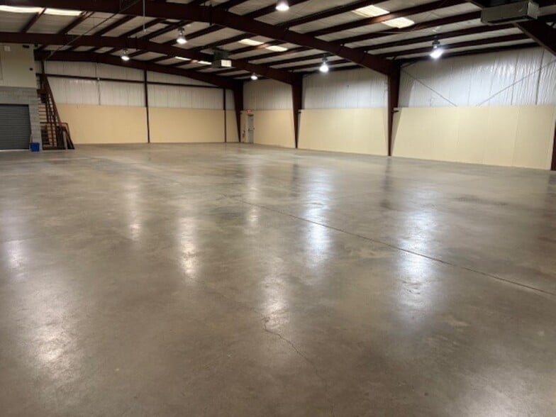 More Photos Of 145 N 15th St, Lewisburg Distribution For Lease