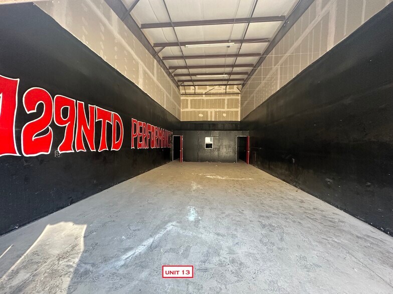 More Photos Of 10881 Santa Fe Ave, Hesperia Warehouse For Lease