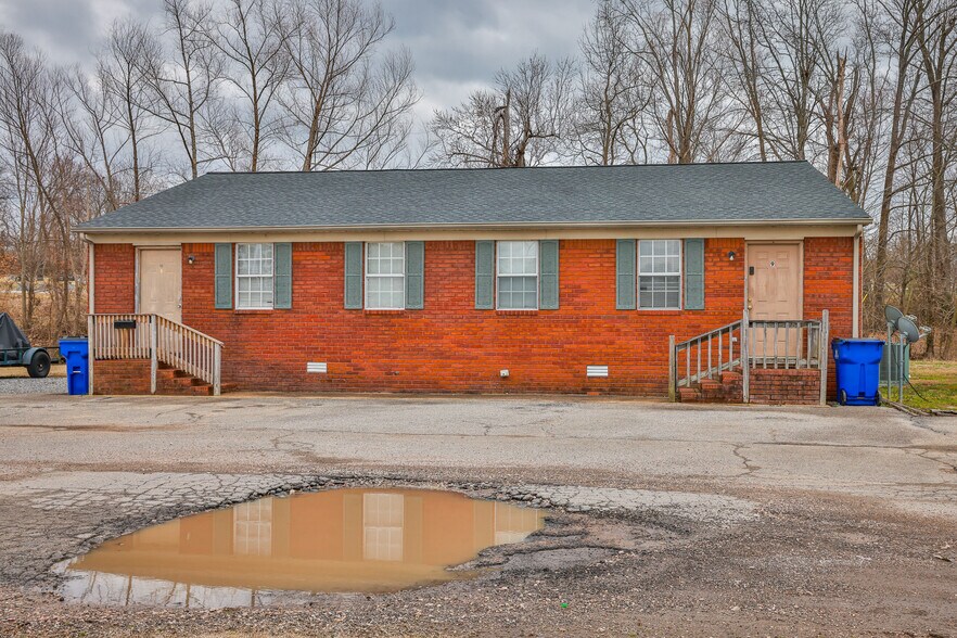 More Photos Of 279 Pikeview St, Dresden Multifamily For Sale