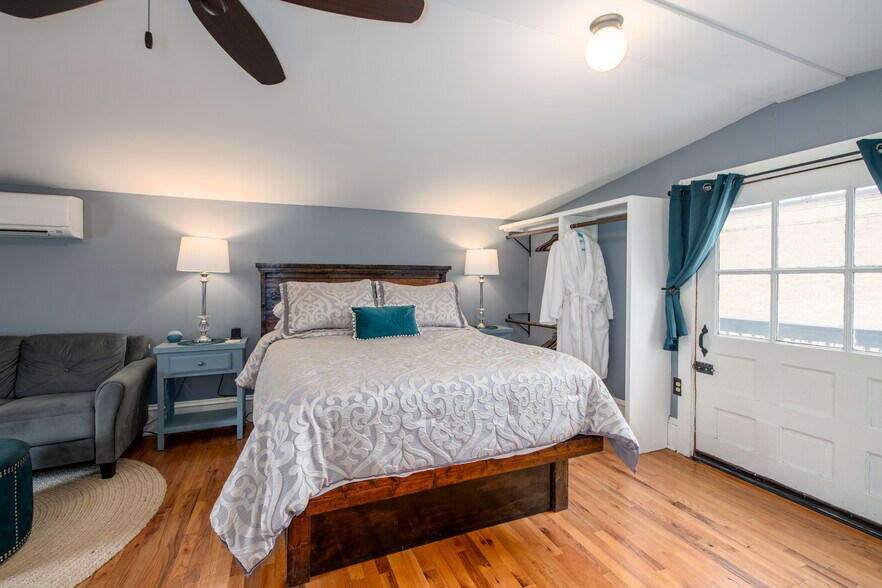 More Photos Of 143 Church Ave, Oshkosh Hospitality For Sale