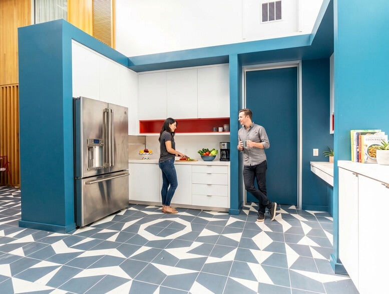 More Photos Of 1901 Broadway, Oakland Storefront Retail Office For Lease