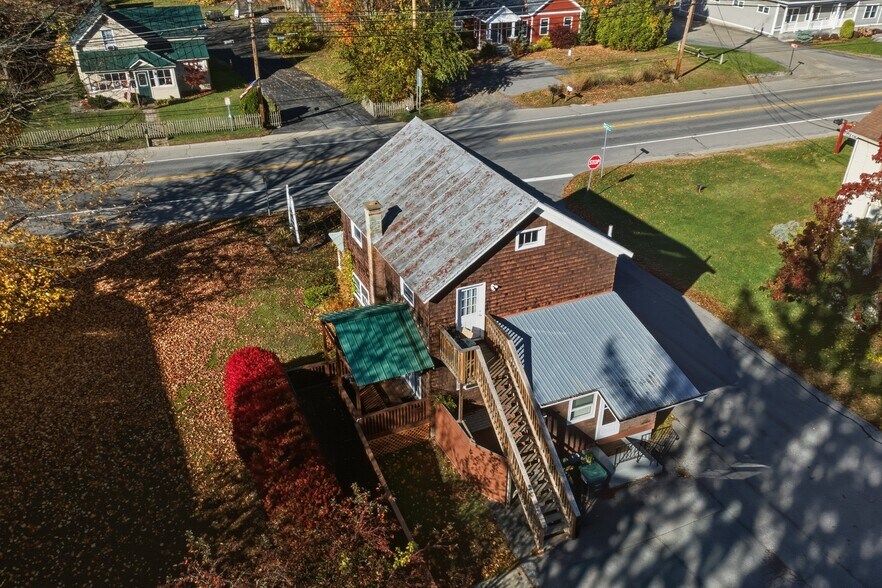 More Photos Of 460 Maple Ave, Saratoga Springs Storefront Retail Residential For Lease
