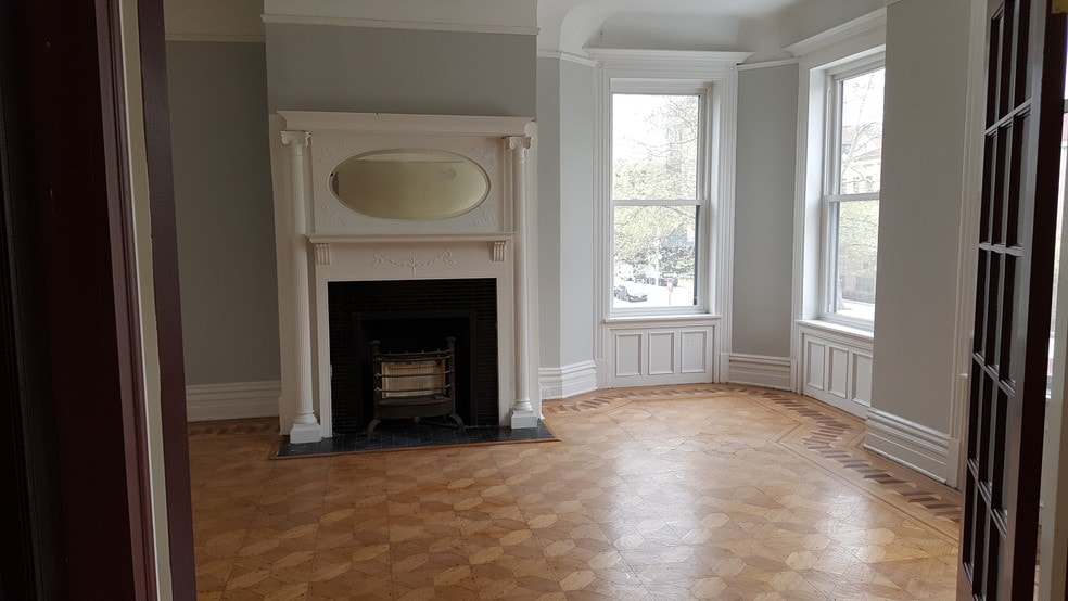 More Photos Of 569-571 Martin Luther King Jr Blvd, Newark Office For Lease