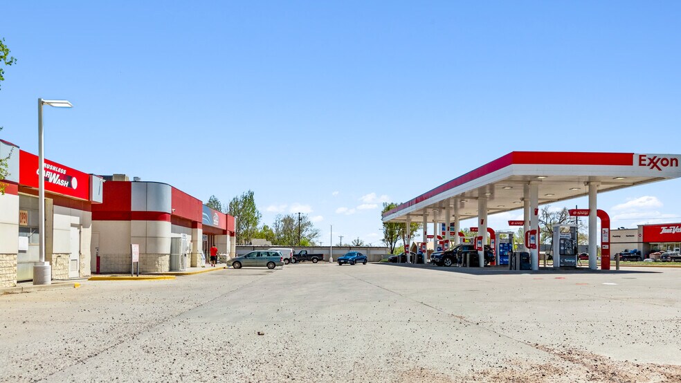 More Photos Of 921 E Main St, Florence General Retail For Sale