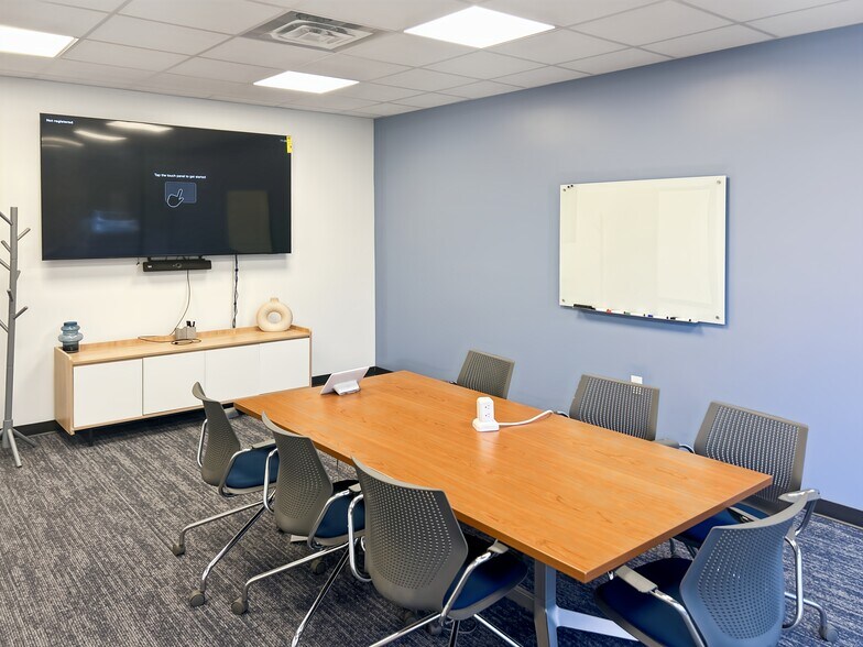 More Photos Of 3100 Cottage Hill Rd, Mobile Coworking Space