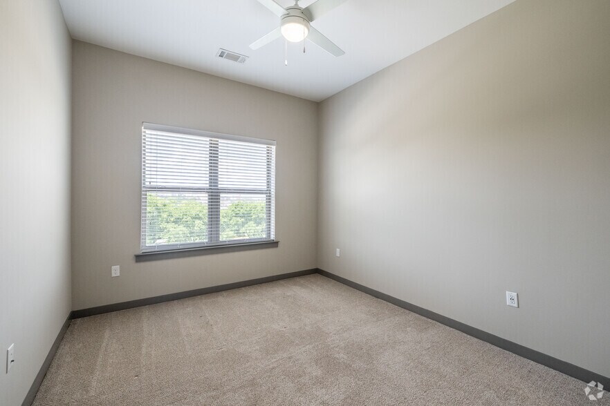 More Photos Of 120 S 5th St, Nashville Apartments For Lease