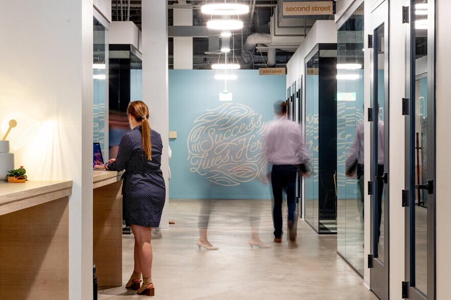 More Photos Of 2400 Old Brick Rd, Glen Allen Coworking Space