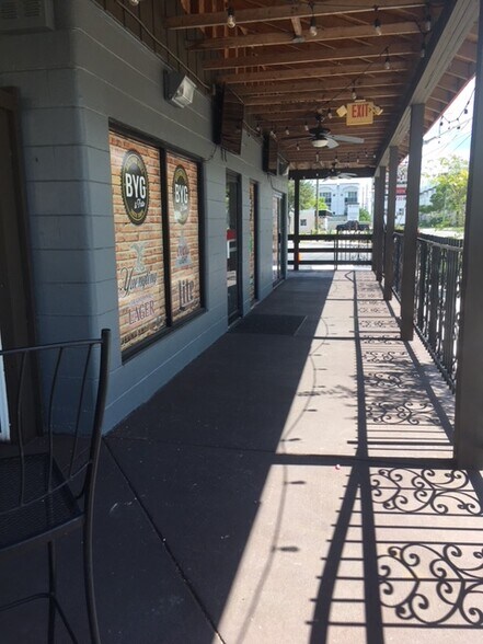 More Photos Of 4914 S Macdill Ave, Tampa Restaurant For Lease
