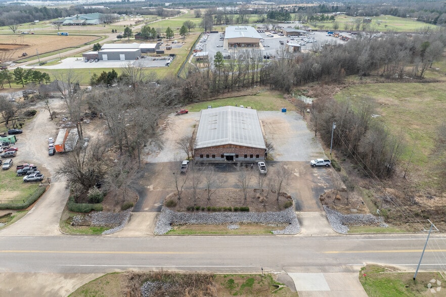 Primary Photo Of 238 Commercial Pky, Canton Flex For Lease