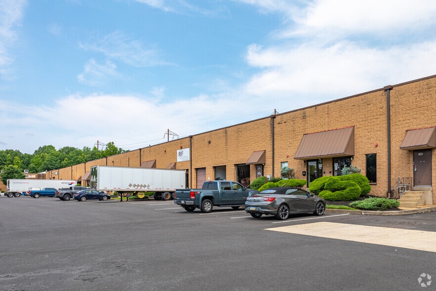 More Photos Of 780 Haunted Ln, Bensalem Warehouse For Lease