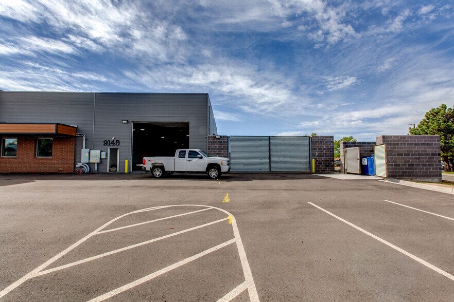 More Photos Of 9145 Commerce Center Cir, Highlands Ranch Office For Sale