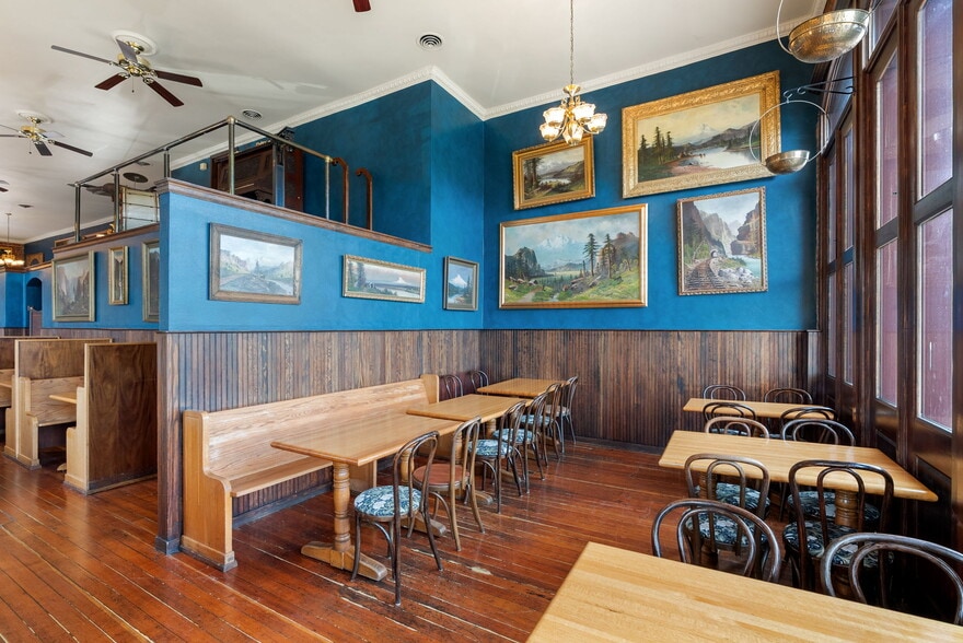More Photos Of 205 Court St, The Dalles Restaurant For Sale