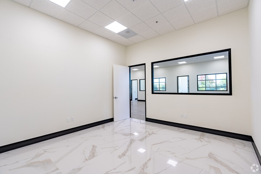 More Photos Of 20631 Valley Blvd, Walnut Unknown For Lease