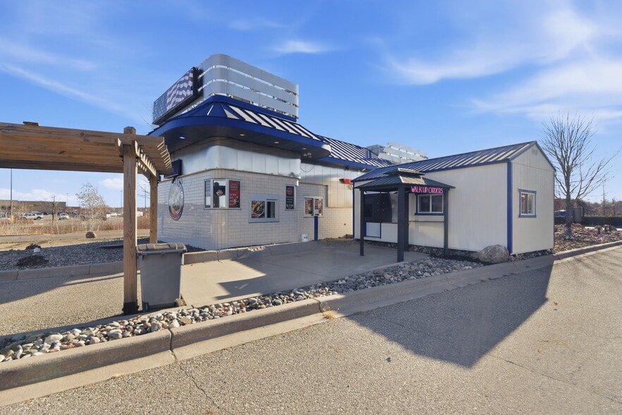 More Photos Of 50 County Road 120, Saint Cloud Fast Food For Sale