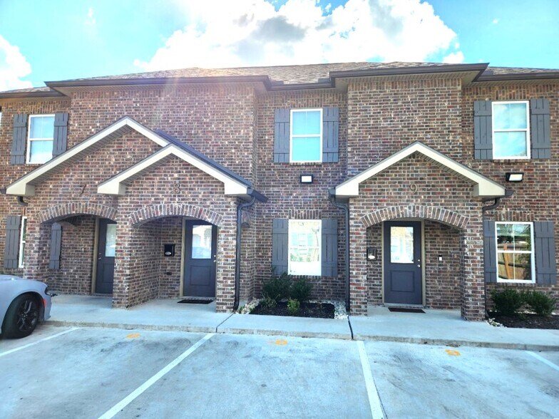 More Photos Of 602 Penn St, Lake Charles Apartments For Sale