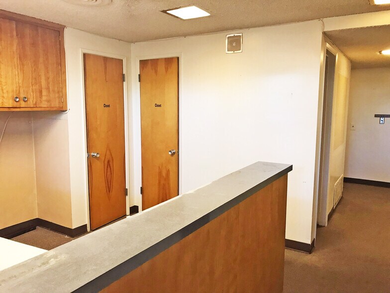 More Photos Of 412-418 San Fernando Mission Blvd, San Fernando Medical For Lease