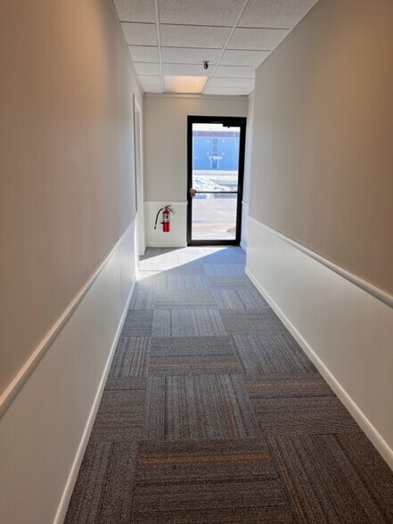 More Photos Of 775 W Smith Rd, Medina Industrial For Lease