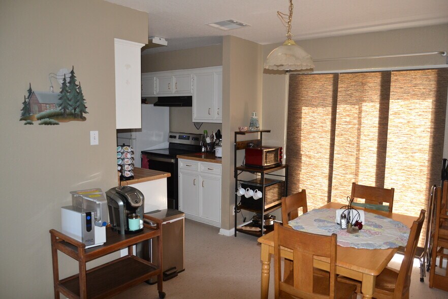 More Photos Of 100 Shady River Dr, Junction Apartments For Sale