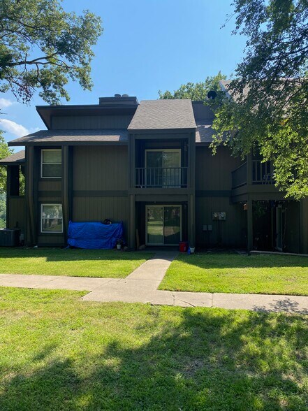 More Photos Of 4 Grand Lake Dr, Afton Apartments For Sale