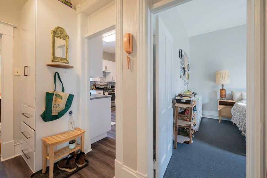 More Photos Of 504 Breckenridge St, Helena Apartments For Sale