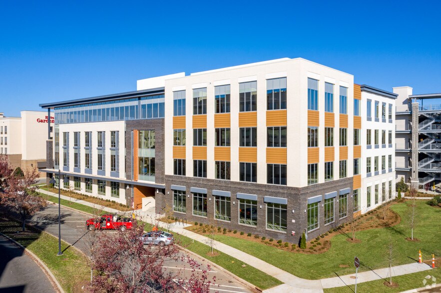 Primary Photo Of 1916 Ayrsley Town Blvd, Charlotte Office For Lease