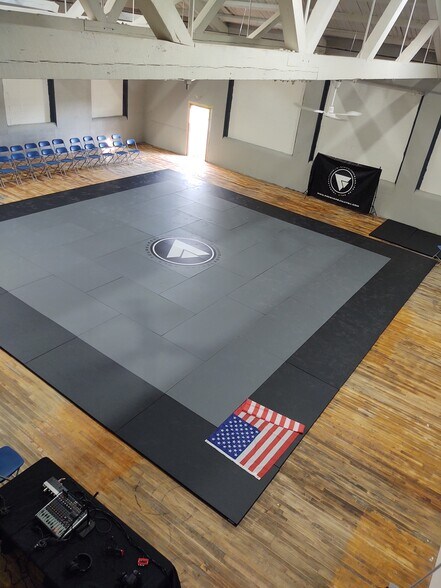 More Photos Of 155 N 9th St, Coplay Flex For Lease