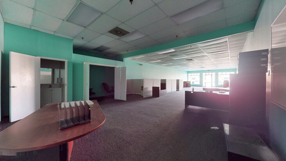 More Photos Of 45 S New York Ave, Galloway Unknown For Lease