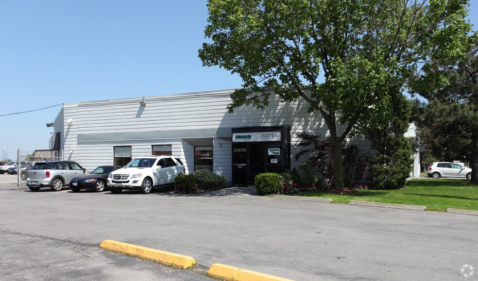 Primary Photo Of 4077 Chesswood Dr, Toronto Office For Sale